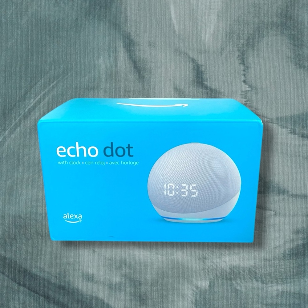 Alexa Echo Dot Gen 4 Speaker/ Clock